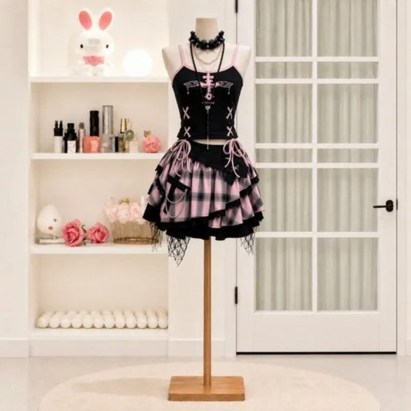 Set gonna vintage Y2K Dark Swe - Cami Top Lace recensione e prezzo